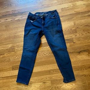 Universal Thread Skinny Capri Jeans